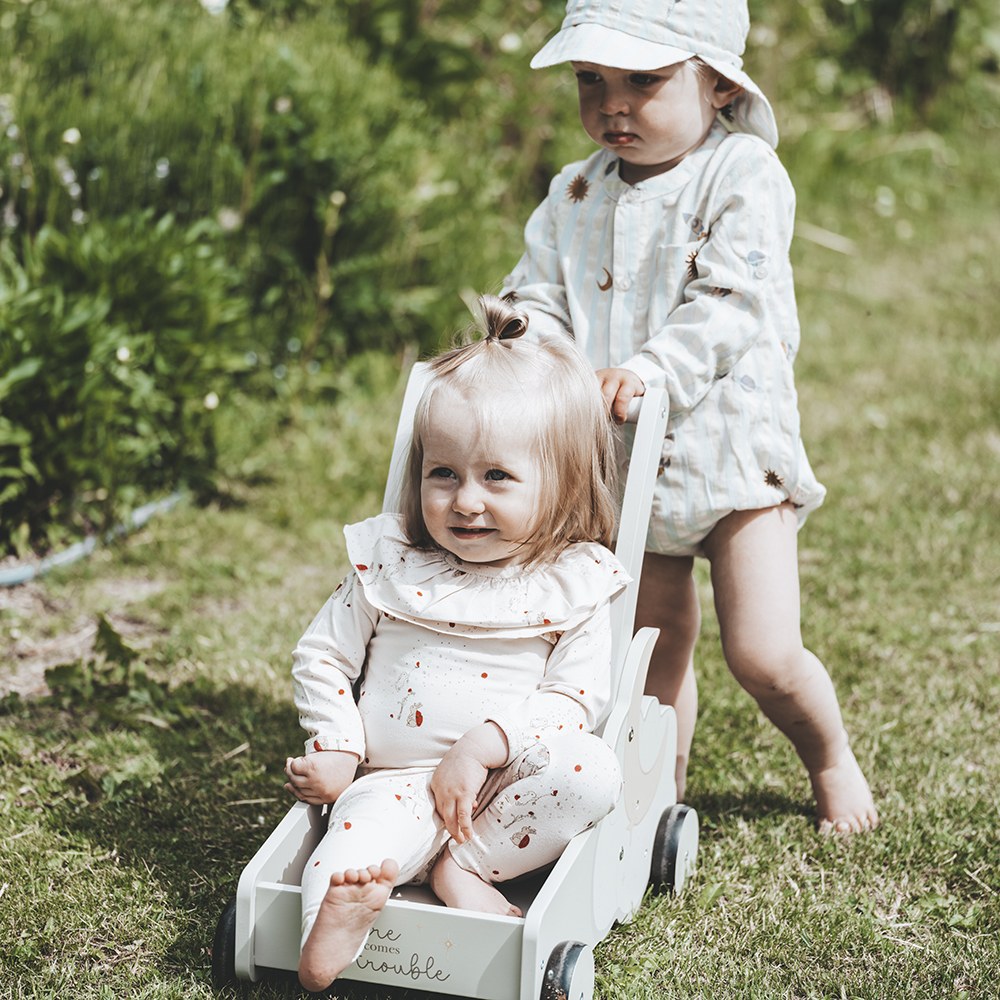That's Mine Cane hat - Espace - 100% Organic cotton Buy Tøj||Hatte||Accessories||Udsalg||Alle||Forår & sommer '24||LIVESHOPPING D.2/5||Tøjbundle||Udsalg - tøj||alt minus sløjfe||5 for 399||mette-sale here.