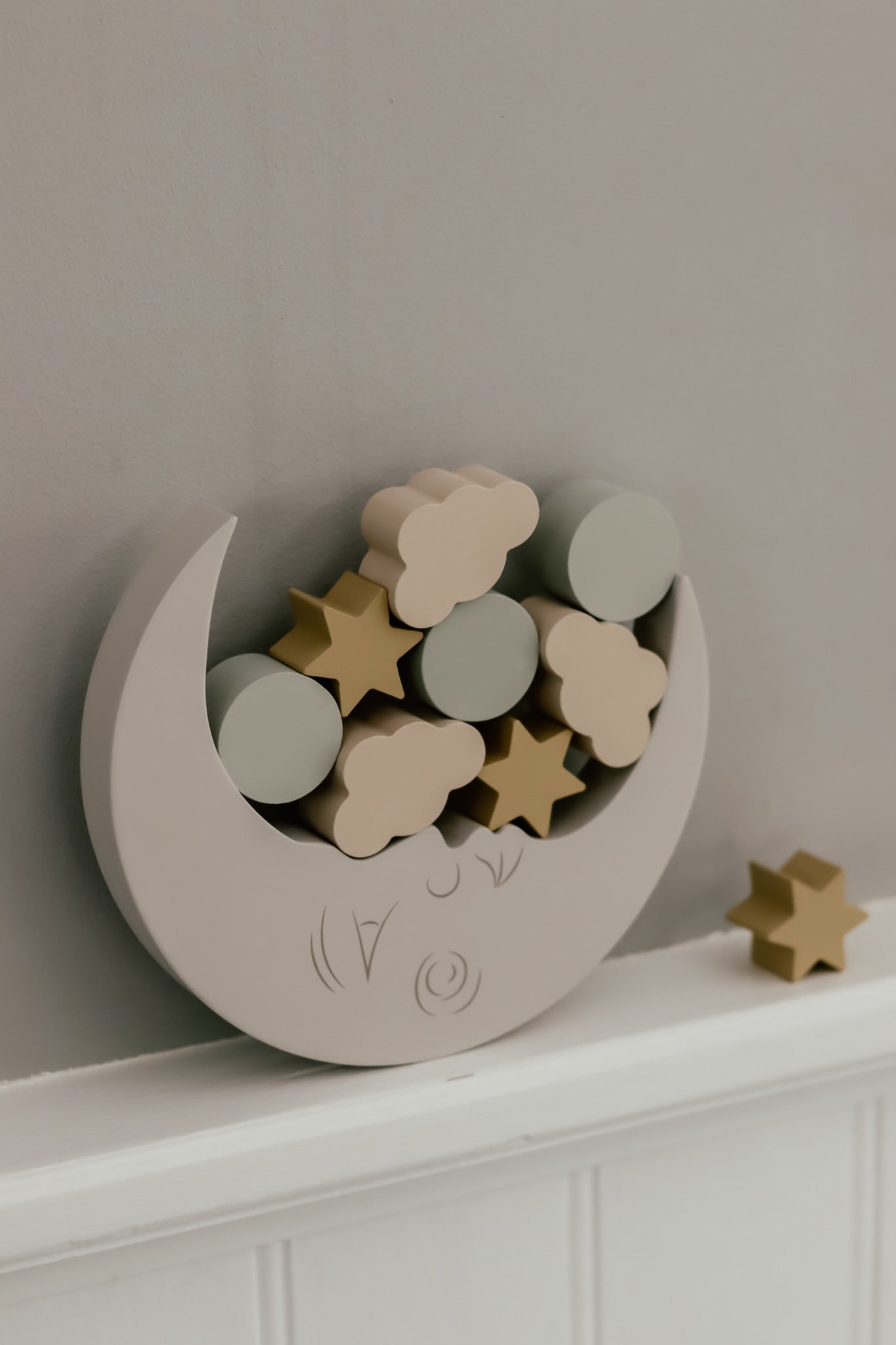 That's Mine Lana moon balancelegetøj - Birch - MDF / Schima superba Buy Legetid||Legetøj||Trælegetøj||Alle||Favoritter||LIVESHOPPING D.2/5||personale||Gaver mellem 200 - 499 kr.||3 for 2||alt minus sløjfe||NOOS||mette-sale||Adventsgaver here.