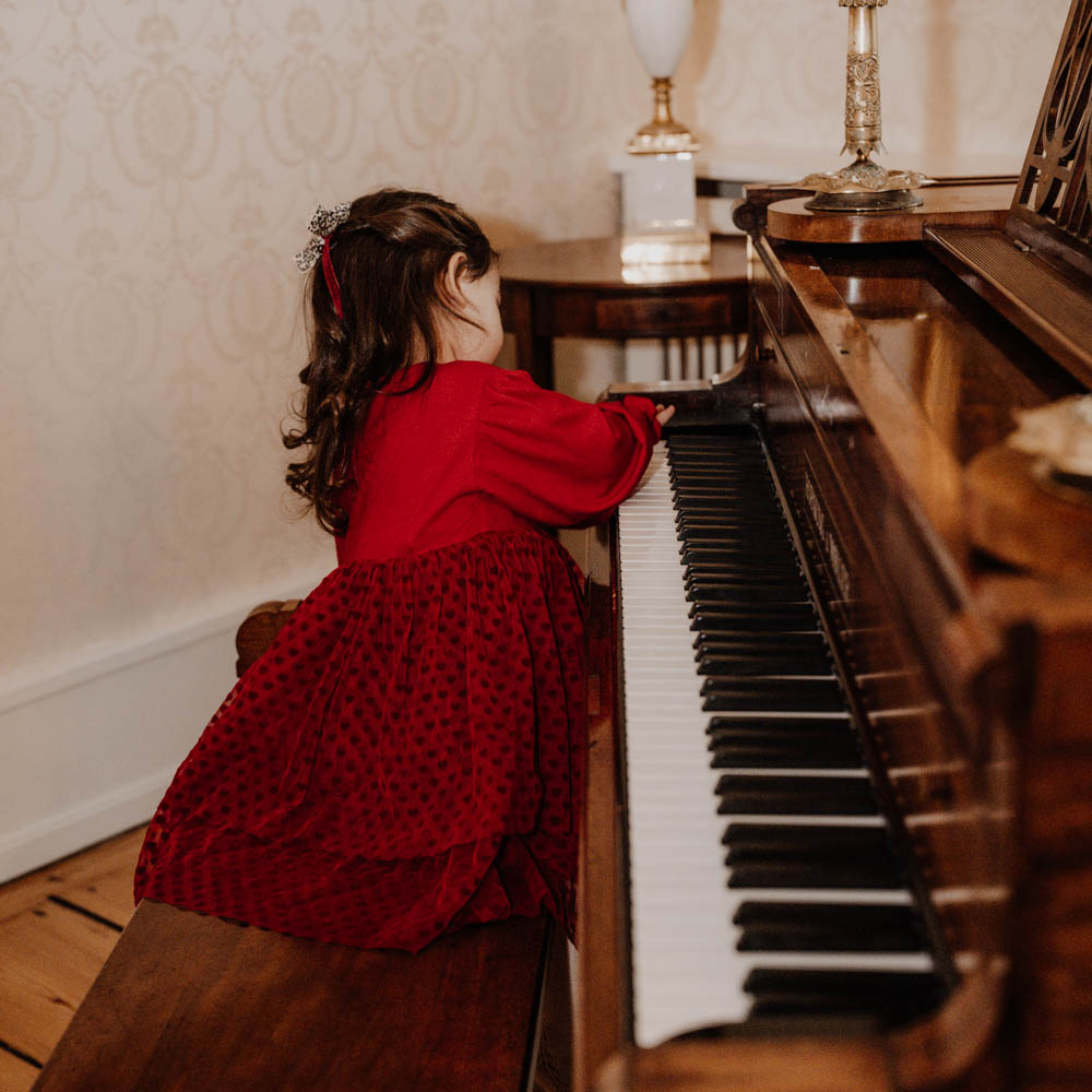 That's Mine Alma kjole - Samba - 60% Organic cotton / 40% Recycled polyester Buy Tøj||Kjoler||Summer Sale||Kjoler & nederdele||Alle||Efterår og vinter 2024||Udsalg - tøj||Jul||AW24 tøj||AW24||alt minus sløjfe||add-sb20||mette-sale here.