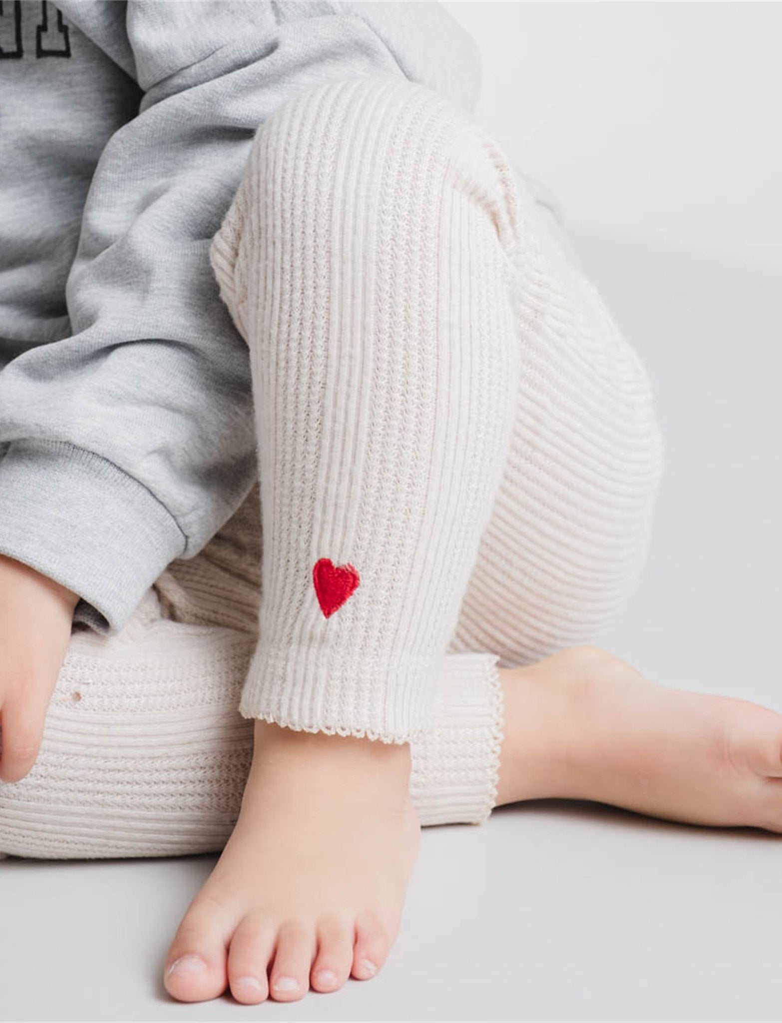 That's Mine Sylvia leggings - Perfectly pale - 100% organic cotton Buy Tøj||Leggings||Bukser og leggings||Bukser & shorts||Alle||Favoritter||personale||Baby essentials||Efterår & vinter 2025||alt minus sløjfe||NOOS||AW25 NOOS||mette-sale||Jersey||Jersey||Valentines||Orderly Emails - Recommended Products||All here.
