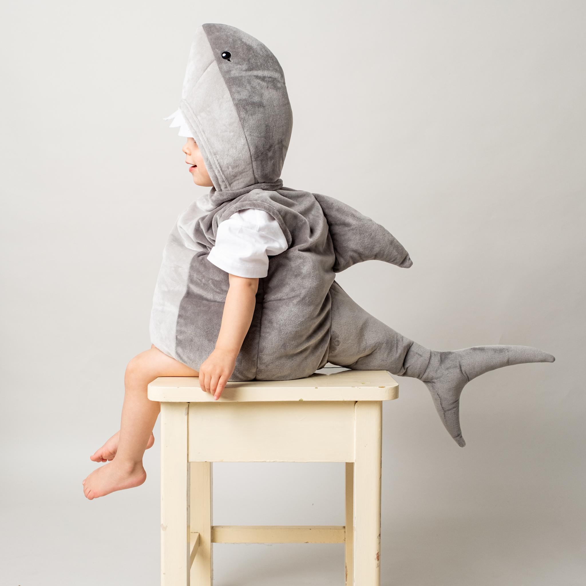 That's Mine Hank haj kostume - Silver Grey - Shell : 100% polyester / Lining: 100% cotton / Padding: 100% polyester Buy Legetid||Kostumer||personale||Forår 2026 here.