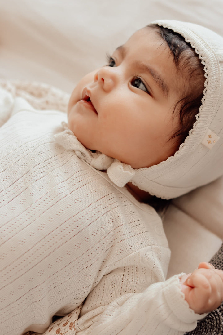 Anna baby helmet - Antique white